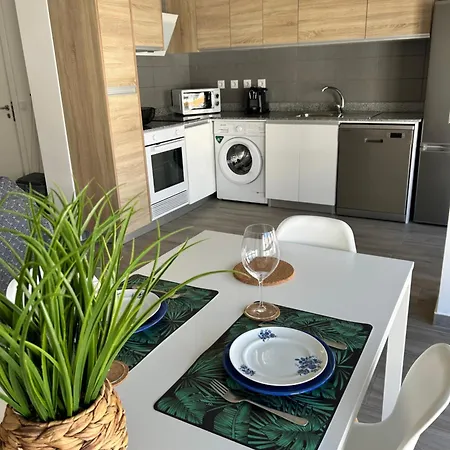 Apartament My Beach's Poente *
